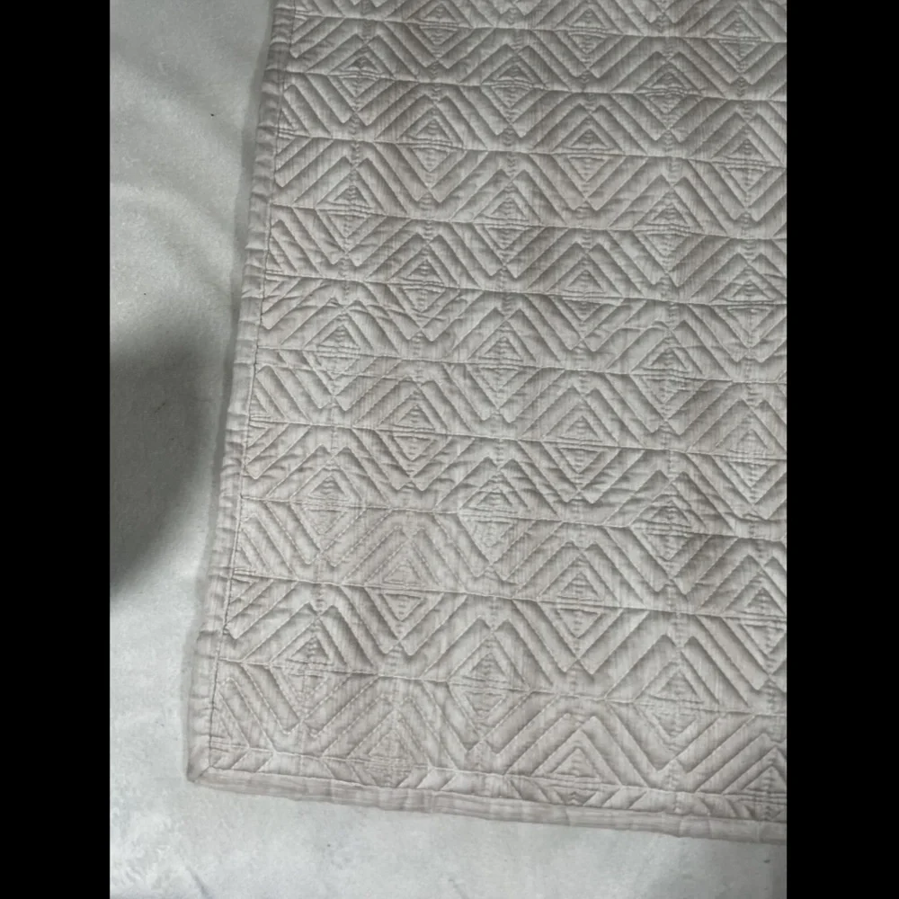 NEW Hotel Collection Woodrose Quilted 1 Euro‎ Sham